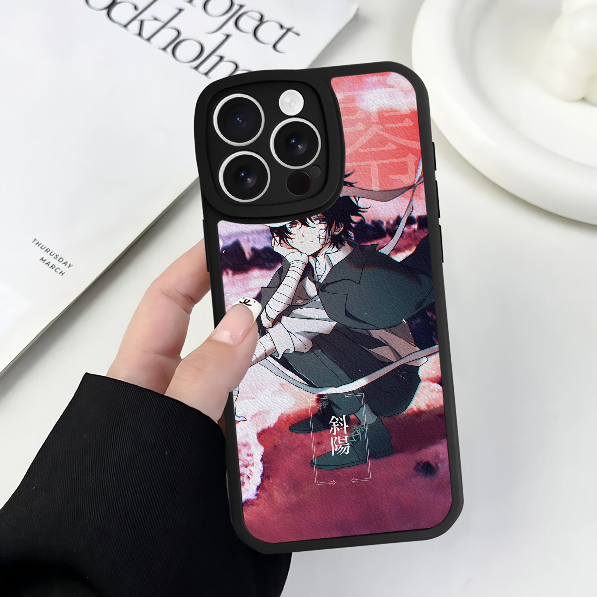 （画像用） 文豪ストレイドッグス Bungo Stray Dogs 【iPhone 16シリーズ対応】シリコンスマホケース（レザー調） 材質：シリコン